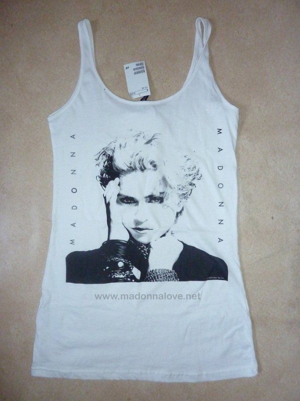 2009 H&M Madonna shirt Madonna