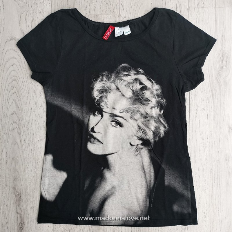 2011 H&M Madonna shirt True Blue (2)