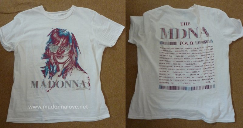 2012 - MDNA tour merchandise - T-shirt (1)