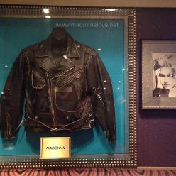 Hard Rock Cafe - London (1)