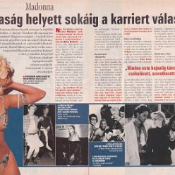 2001 - Unknown month - Story - Czech Republic - Az anyasag helyett sokaig a karriert valasztotta