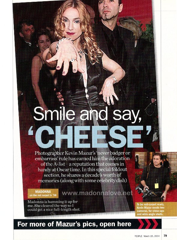 2004 - March - People - USA - Smile and say Cheese