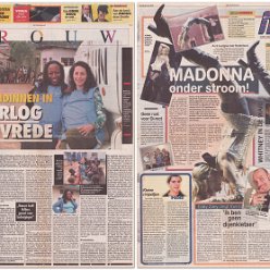 2004 - June - Telegraaf - Holland - Madonna onder stroom!